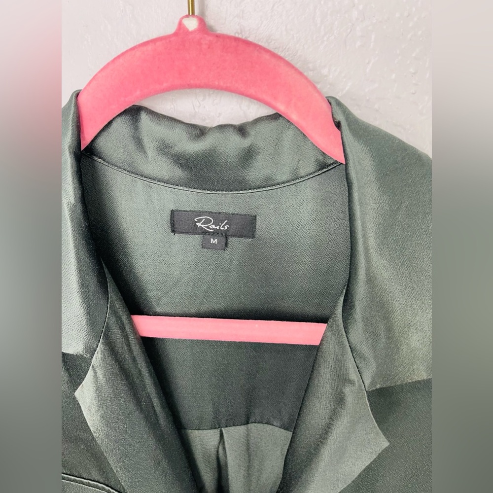 Nwot Rails Cadence Button Down Forest Green Shiny… - image 6